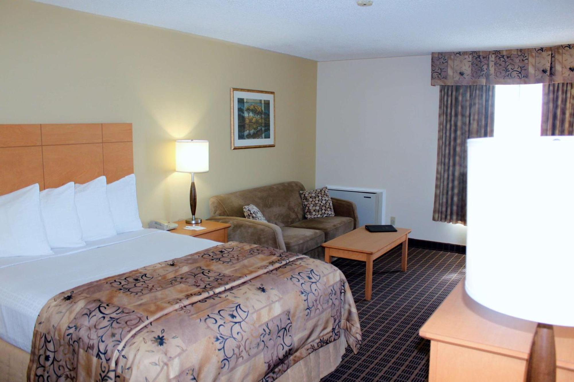 Best Western Smiths Falls Hotel Exterior photo