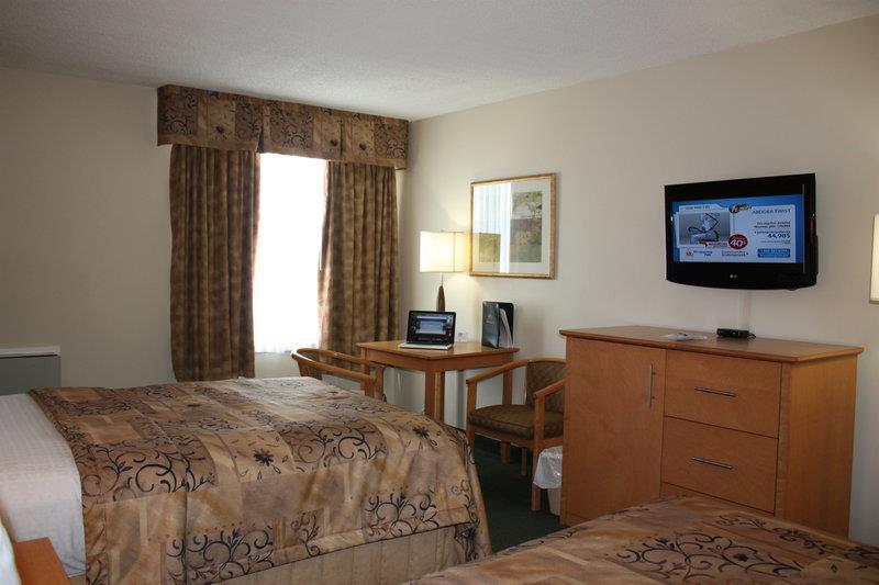 Best Western Smiths Falls Hotel Room photo