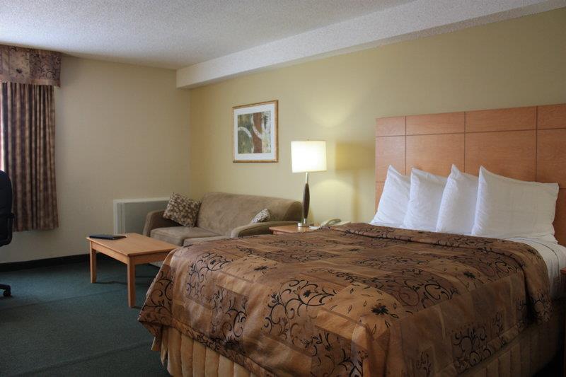 Best Western Smiths Falls Hotel Room photo